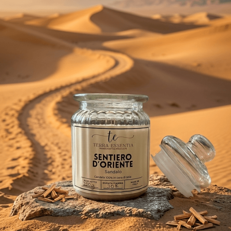 Candela al Sandalo - Sentiero d'Oriente 200g - immagine 2